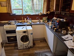 Photo 8- click for photo gallery